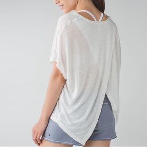 Lululemon t shirt